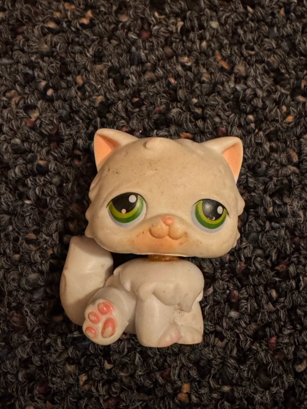 Littlest Pet Shop White Cat Figure with Green Eyes